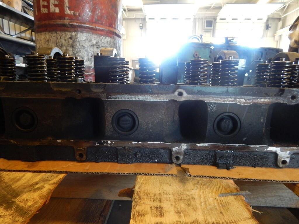 VOLVO D12 Cylinder Head OEM 1001484 in Holland, MI 44037