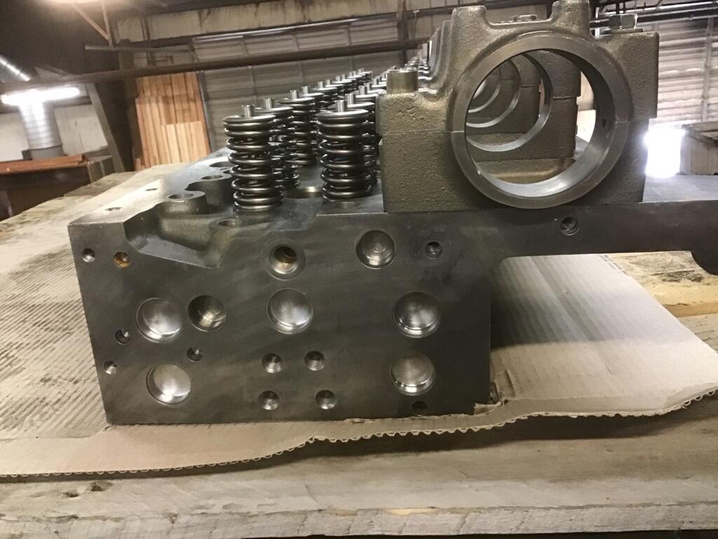 VOLVO D13 CYLINDER HEAD OEM 101217 /D13 /1002019 in Portland, OR 1960880