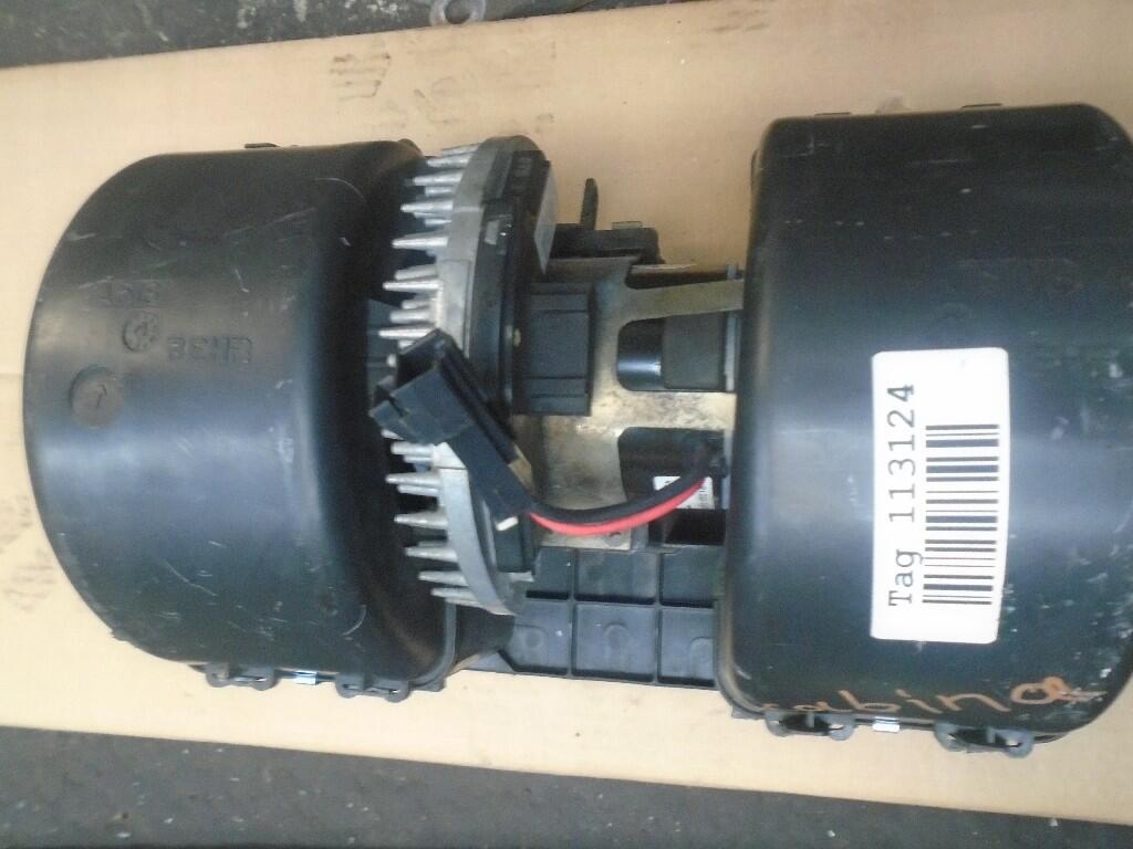 VOLVO VNLCab_V2379001 A/C Blower Motor in Alamo, Texas 113124