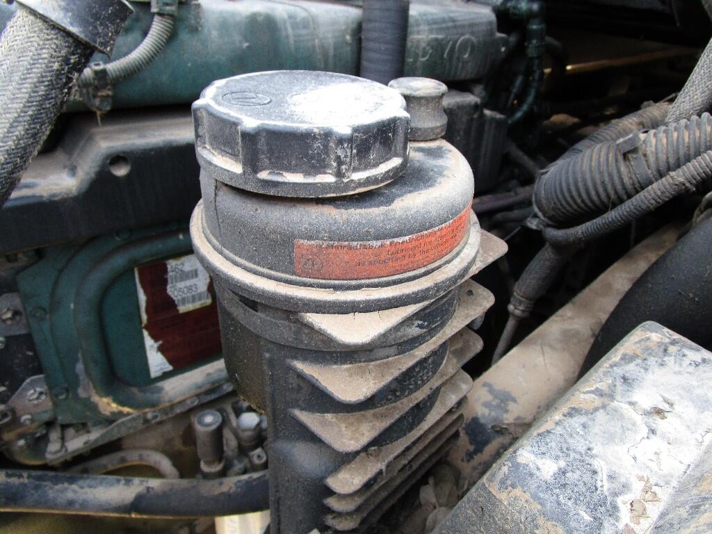 VOLVO VNL Power Steering Assembly in CRANDALL, TX 39693