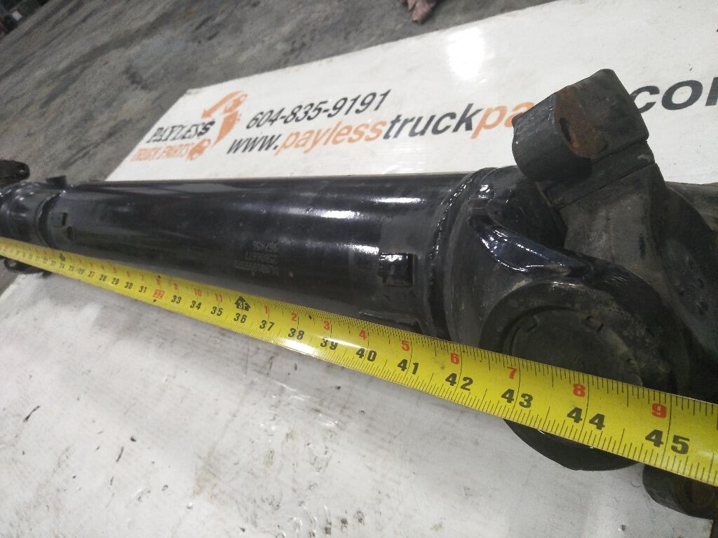 Volvo VNL Drive Shaft, Rear in Abbotsford, BRITISH COLUMBIA 15817