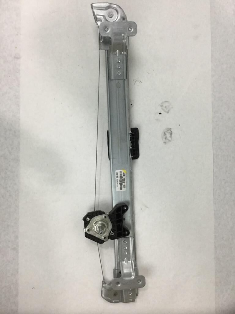 WESTERN STAR Misc Door Window Regulator, Front OEM A1871372000 in UMATILLA, OR A1871372000