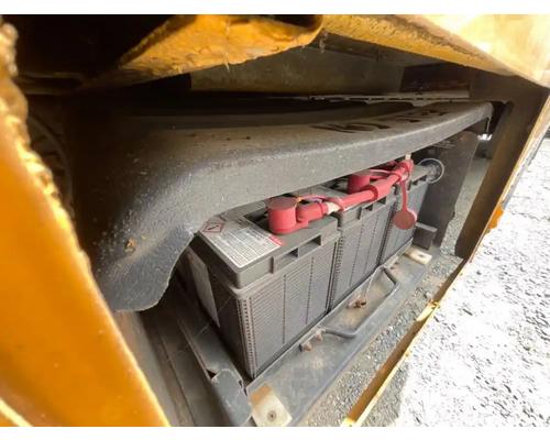  Blue Bird BB Conventional Battery Box #
