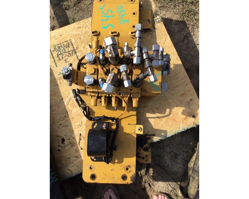 CATERPILLAR VALVEBANK ASSY (HYDRAULIC CONTROL) For Sale by G & W Equipment