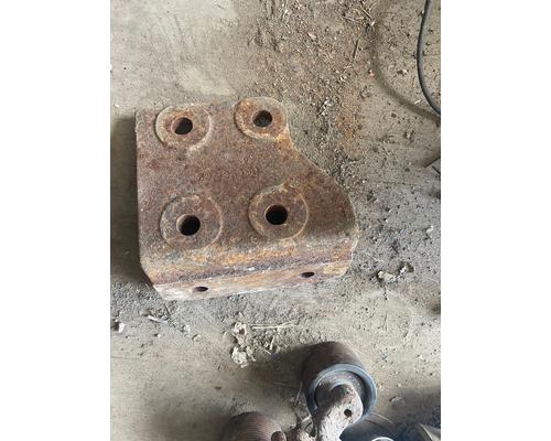 CAT 3176 Engine Mounts