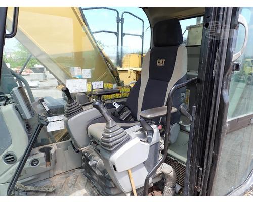 CAT 325C Equipment (Whole Vehicle)