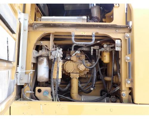 CAT 325C Equipment (Whole Vehicle)