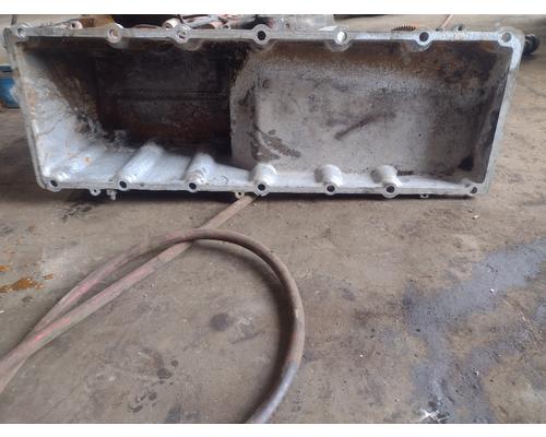 CAT C-13 Oil Pan