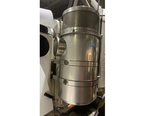 CAT C-15 Air Cleaner