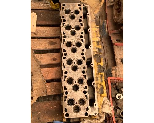 CAT C-7 Cylinder Head