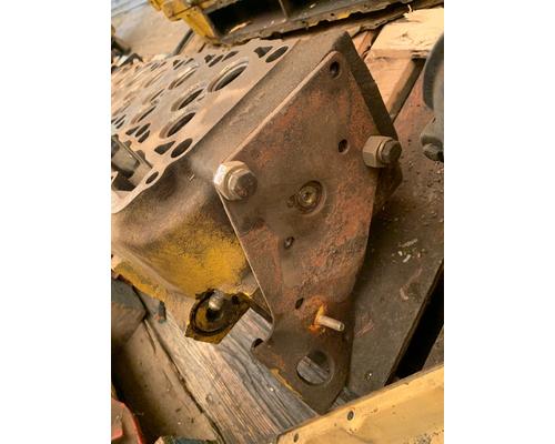 CAT C-7 Cylinder Head