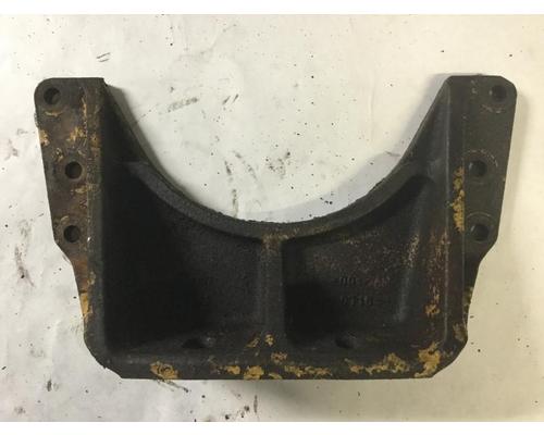 CAT CT660 Engine Mounts