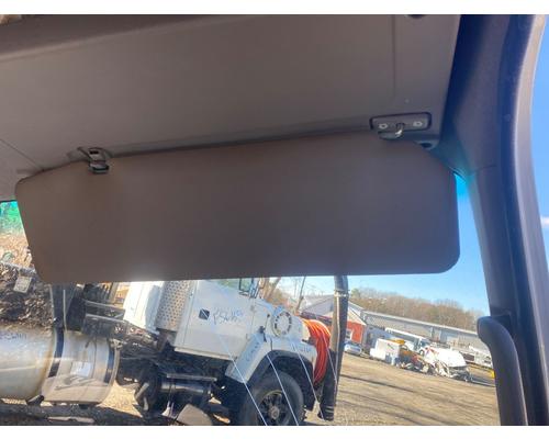  Chevrolet 4500/4500HD Visor #