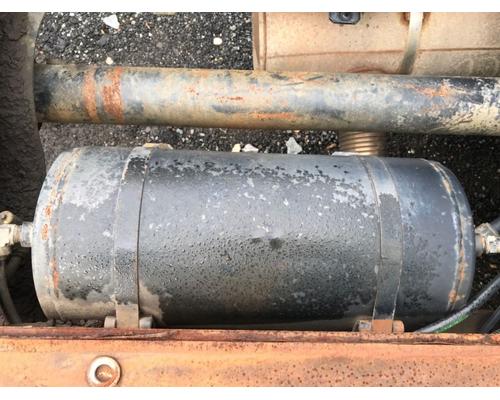 Chevrolet C7500 Air Tank # Chevrolet C7500 Air Tank #