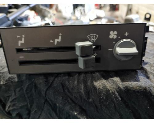 CHEVROLET C7500 ECM (HVAC)climate control