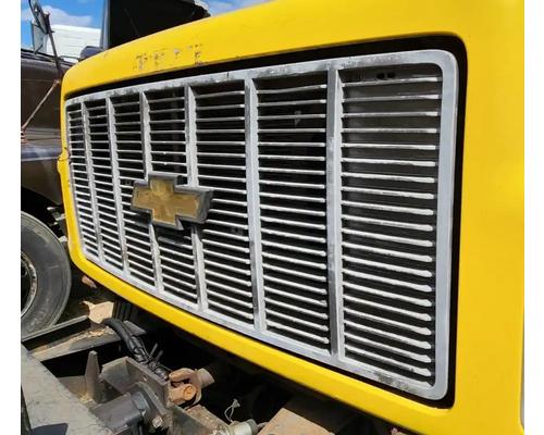 chevrolet-c7500-grille #1345199
