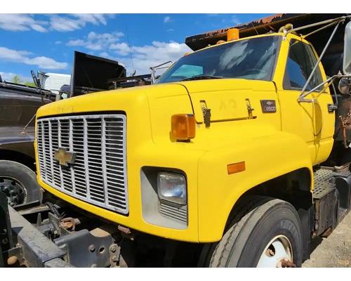 Chevrolet C7500 Hood #