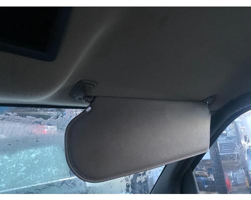  Chevrolet C7500 Visor #