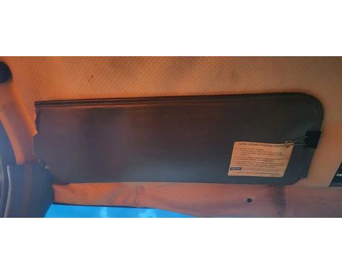  Chevrolet C7500 Visor #