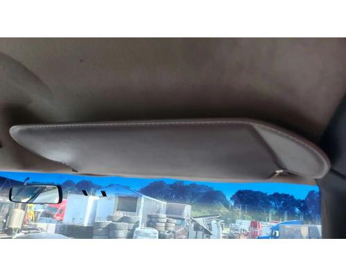  Chevrolet C7500 Visor #