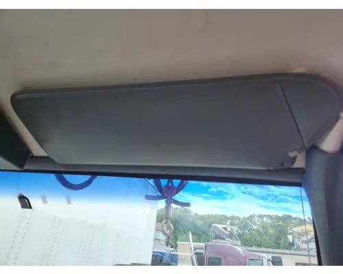  Chevrolet C7500 Visor #