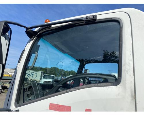  Chevrolet W5500 Windshield #