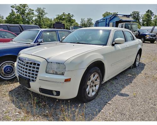 CHRYSLER 300 Parts Vehicles