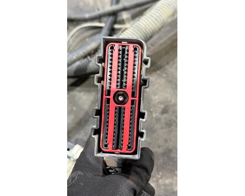 CUMMINS 8.3 Body Wiring Harness