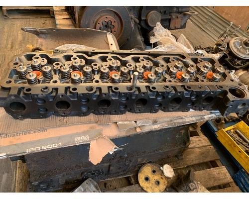 CUMMINS ISB6.7 Cylinder Head