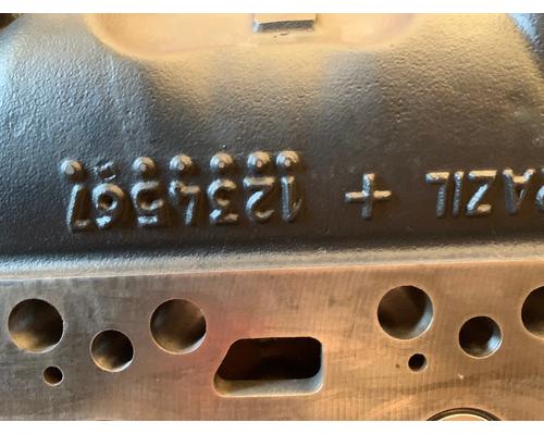 CUMMINS ISB6.7 Cylinder Head