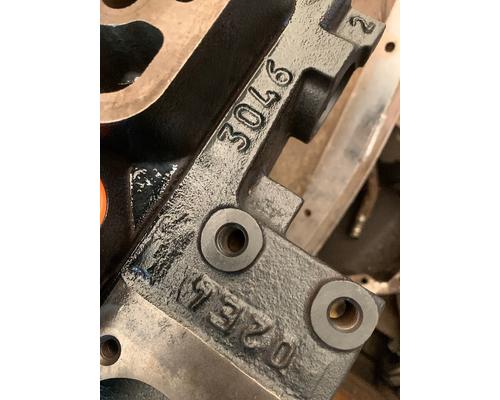 CUMMINS ISB6.7 Cylinder Head