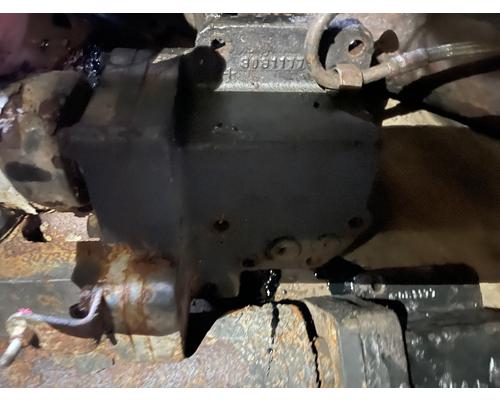 CUMMINS N14 CELECT Engine Oil Cooler