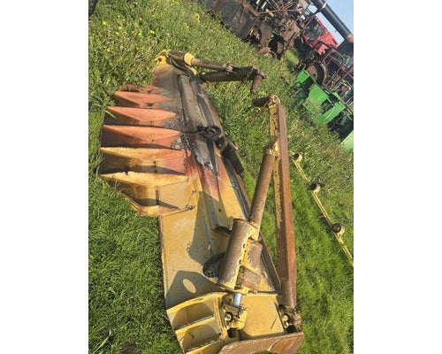 1998 Caterpillar D6 BLADE (DOZER) For Sale by Farmer Pete's Ag Ltd.