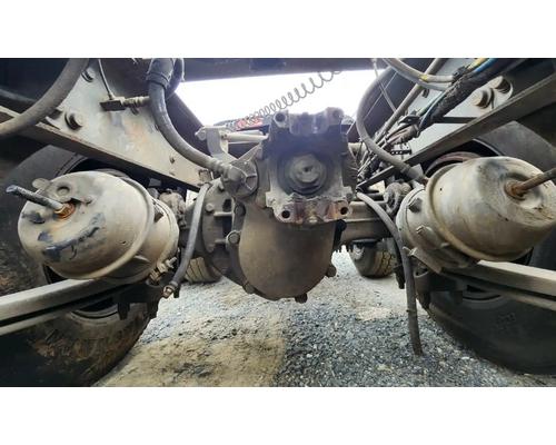  Dana DS404 Axle Housing #