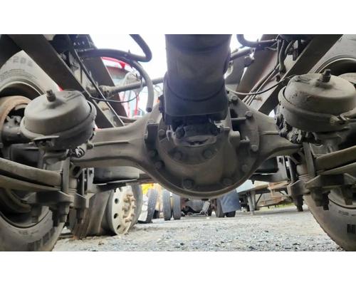  Dana DS404 Axle Housing #