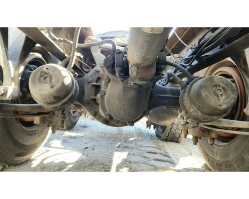  Dana DS405 Axle Housing #
