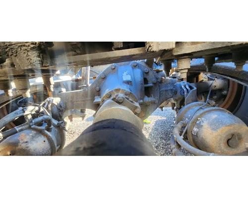  Dana RSP40 Axle Housing #