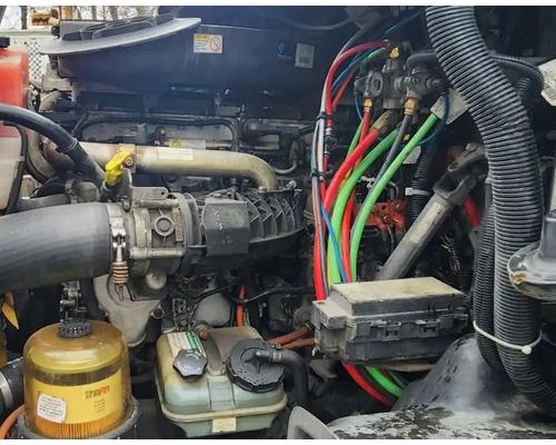  Detroit DD13 Engine Assembly #