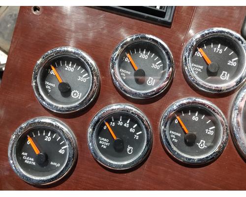 DETROIT DD13 Instrument Cluster