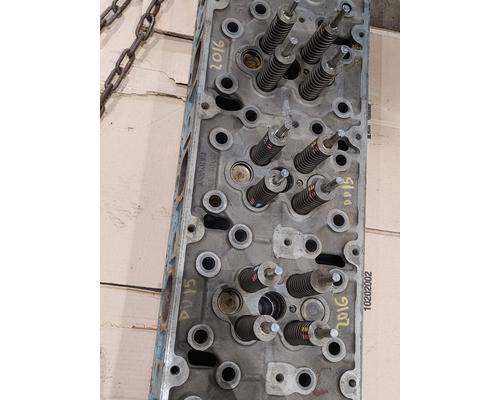 DETROIT DD15 Cylinder Head