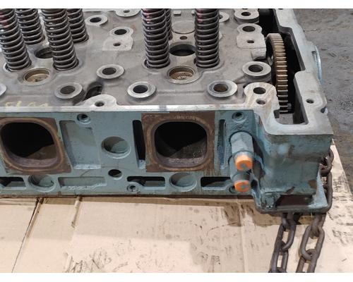 DETROIT DD15 Cylinder Head