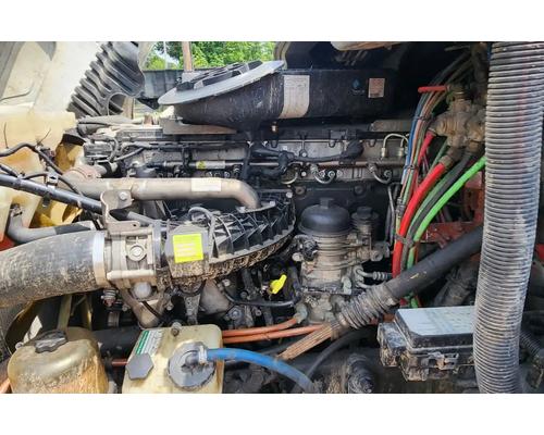  Detroit DD15 Engine Assembly #