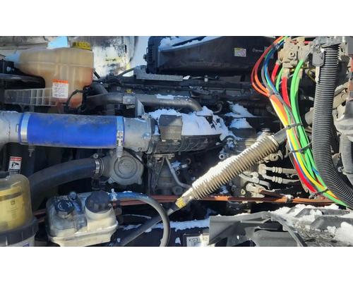  Detroit DD15 Engine Assembly #