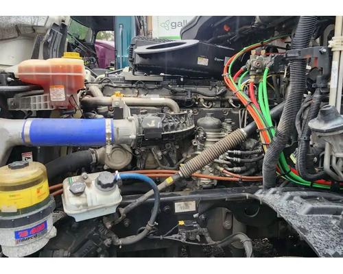  Detroit DD15 Engine Assembly #