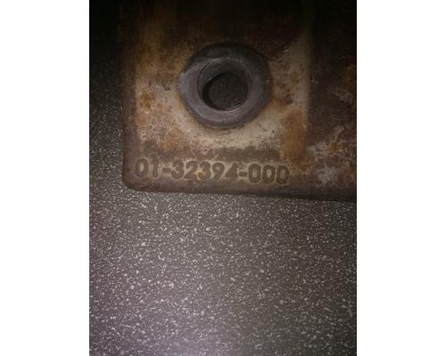 DETROIT DD15 Engine Mounts