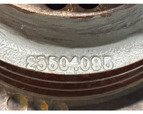 detroit-series-60-fan-clutch #1448395