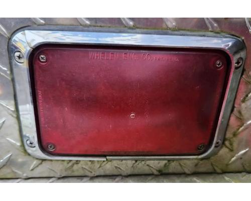 e-one-fire-truck-tail-lamp #1427556