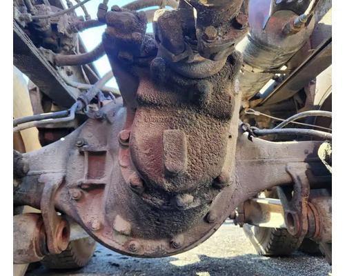  Eaton DS402 Front Axle #