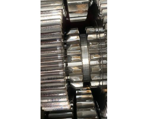 EATON L9000 Transmission Assembly