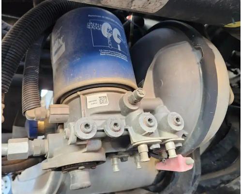  Ford F-750 Air Dryer #